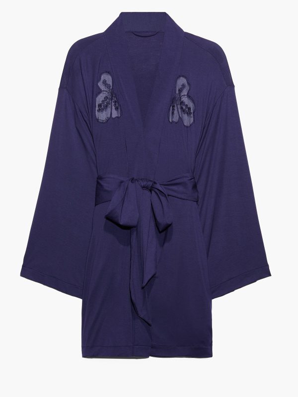 A-PEEK-BEHIND-THE-LACE-ROBE-SQ2250729-4909-LAYDOWN-1200x1600-1.jpg