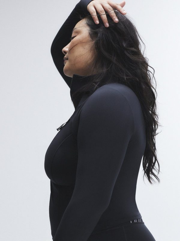 BAND-IT-HALF-ZIP-LONG-SLEEVE-TOP-XT2500506-1533-5-1200x1600-1.jpg