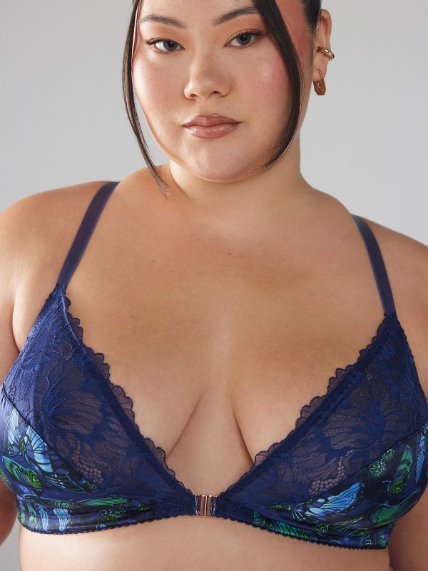 BAROQUE-BUTTERFLY-LACE-BRALETTE-BB2252479-10794-1-1200x1600-1.jpg