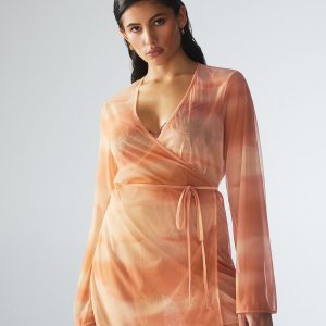 BENEATH THE SURFACE MESH SHORT ROBE