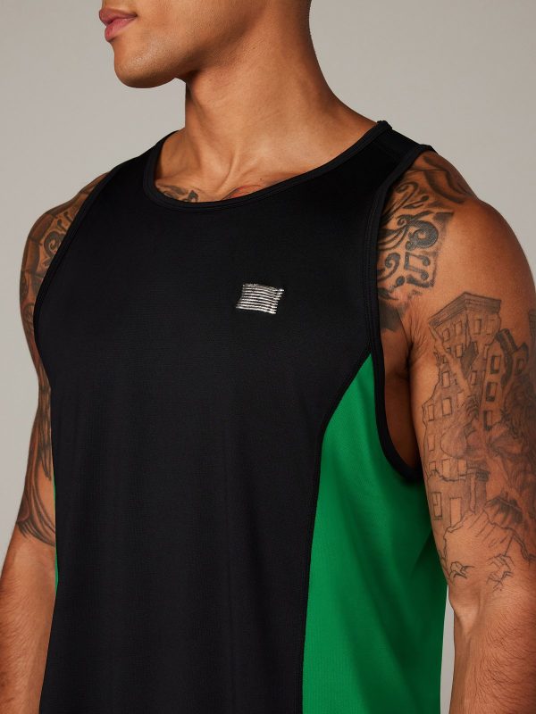 BREAKOUT-BASE-LAYER-TANK-TP2356292-10986-1-1200x1600-1.jpg