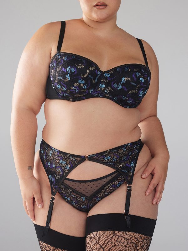 BUTTERFLY-WINGS-LACE-AND-MESH-GARTER-BELT-LI2252348-10780-2-1200x1600-1.jpg