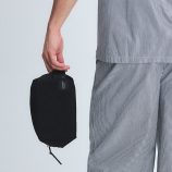 CANVAS-TOILETRY-BAG-AC2500535-1533-3-1200x1600-1.jpg