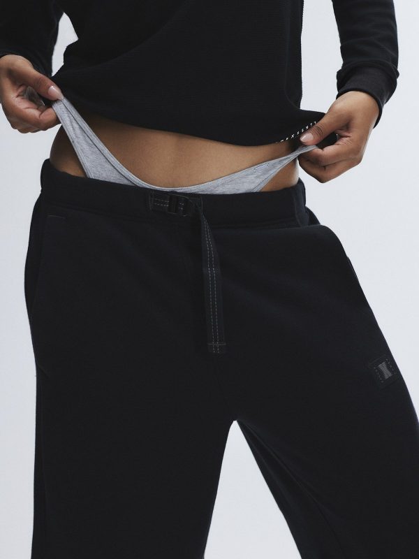 CARGO-FLEECE-BARREL-LEG-SWEATPANT-PS2458980-1533-4-1200x1600-1.jpg