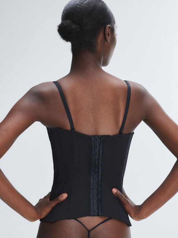 CENTRE-FOLD-CORSET-LI2500527-1533-2-1200x1600-1.jpg