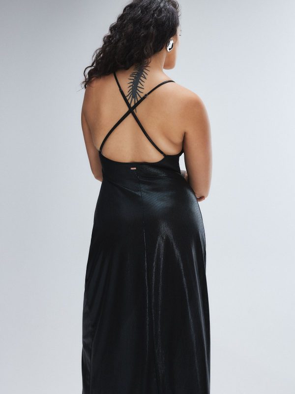 CHAIN-REACTION-MAXI-SLIP-NO2500501-11777-2-1200x1600-1.jpg