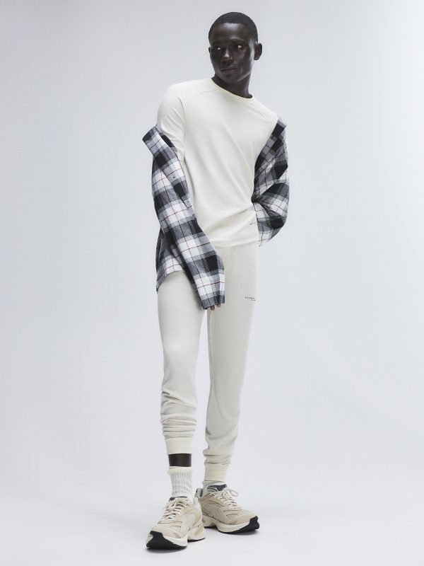 CORE-HEAT-LONG-SLEEVE-SLEEP-TOP-SQ2500503-12023-2-1200x1600-1.jpg