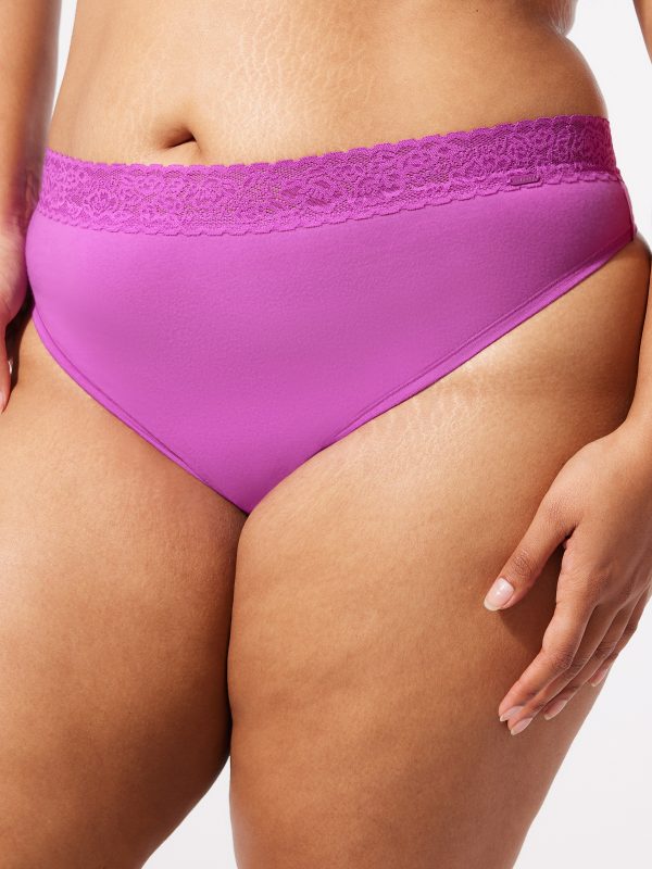 COTTON-ESSENTIALS-LACE-TRIM-MID-RISE-THONG-PANTY-UD2458960-9346-1-1200x1600-1.jpg