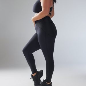 CURVE ALERT HIGH-WAIST RIB LEGGING