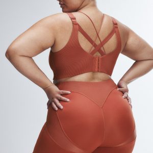 CURVE ALERT HIGH-WAIST RIB SHORT