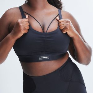 CURVE ALERT MEDIUM-IMPACT SPORTS BRA