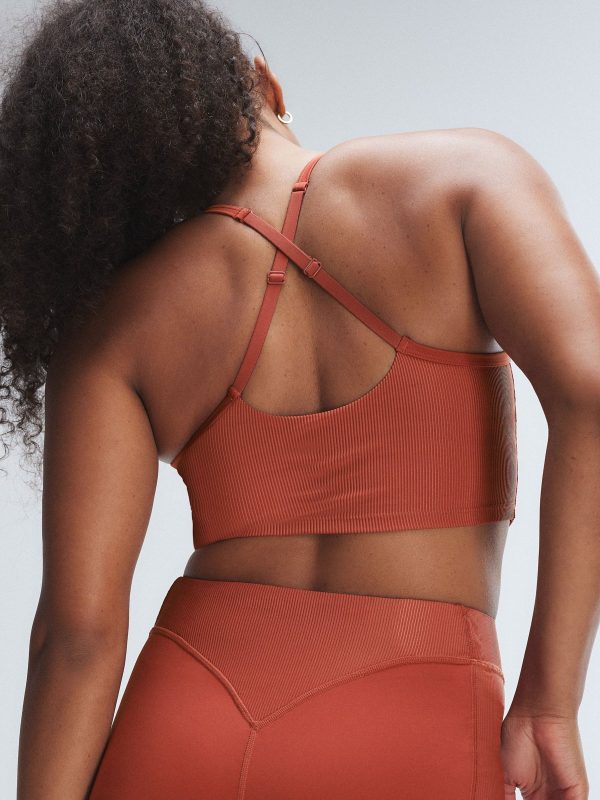 CURVE-ALERT-RIB-SHELF-BRA-TANK-XT2500511-12396-2-1200x1600-1.jpg