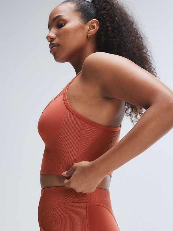 CURVE-ALERT-RIB-SHELF-BRA-TANK-XT2500511-12396-3-1200x1600-1.jpg