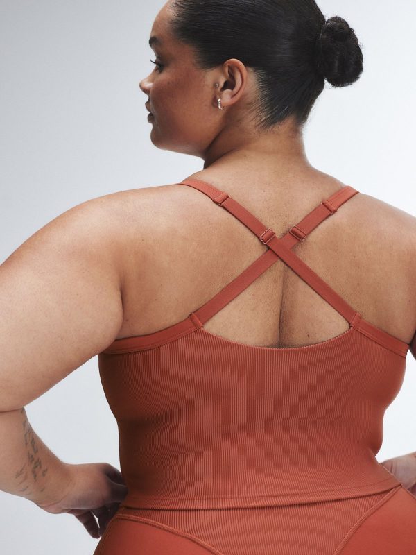 CURVE-ALERT-RIB-SHELF-BRA-TANK-XT2500512-12396-4-1200x1600-1.jpg
