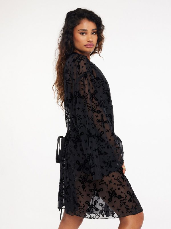 DEVORE-DREAMS-VELVET-SHORT-ROBE-SQ2252375-0687-3-1200x1600-1.jpg