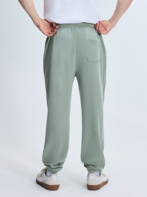 ESSENTIAL-FLEECE-CLASSIC-SWEATPANT-PS2458982-11395-2-1200x1600-1.jpg
