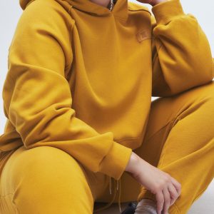 ESSENTIAL FLEECE RAGLAN HOODIE