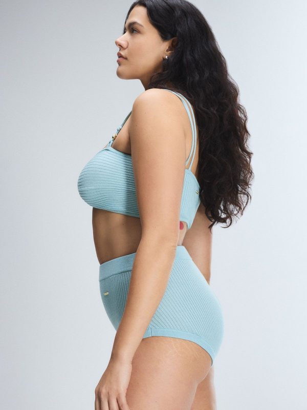 FEATHERWEIGHT-KNIT-BOOTY-SHORT-NB2500512-13485-3-1200x1600-1.jpg
