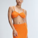 FEATHERWEIGHT-KNIT-TWIST-TOP-NT2500534-13327-4-1200x1600-1.jpg