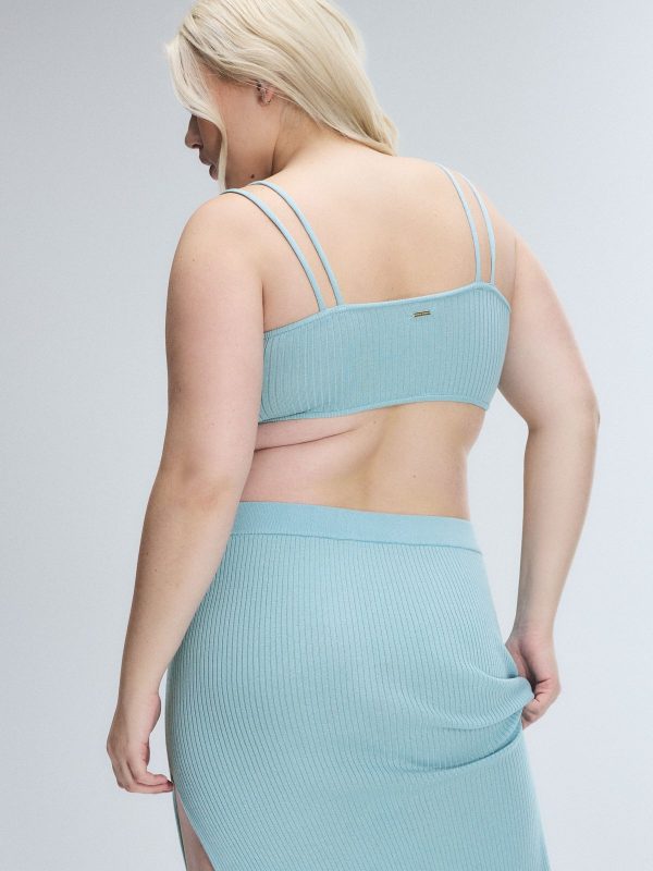 FEATHERWEIGHT-KNIT-TWIST-TOP-NT2500535-13485-2-1200x1600-1.jpg