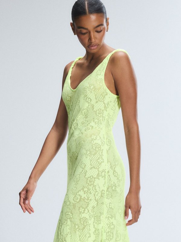 FLORAL-BURNOUT-SLEEP-MAXI-DRESS-SQ2500560-13182-3-1200x1600-1.jpg