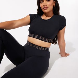 FOREVER SAVAGE CROP TOP