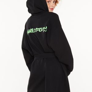 FOREVER SAVAGE SHORT ROBE