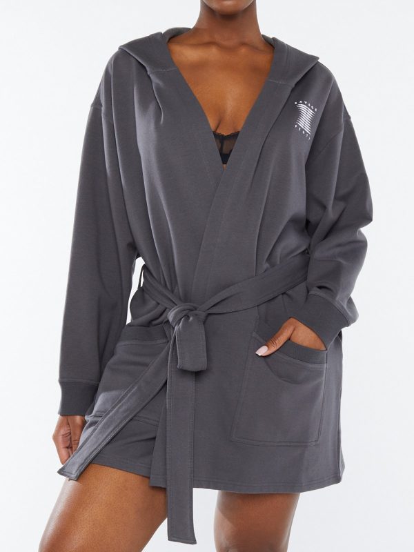 FOREVER-SAVAGE-SHOWGIRL-SHORT-ROBE-SQ2149122-0159-2-1200x1600-1.jpg