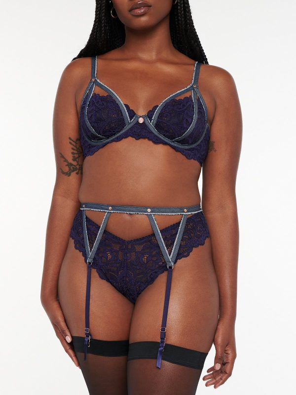 FRAMED-IN-DENIM-GARTER-BELT-AC2252259-10771-3-1200x1600-1.jpg