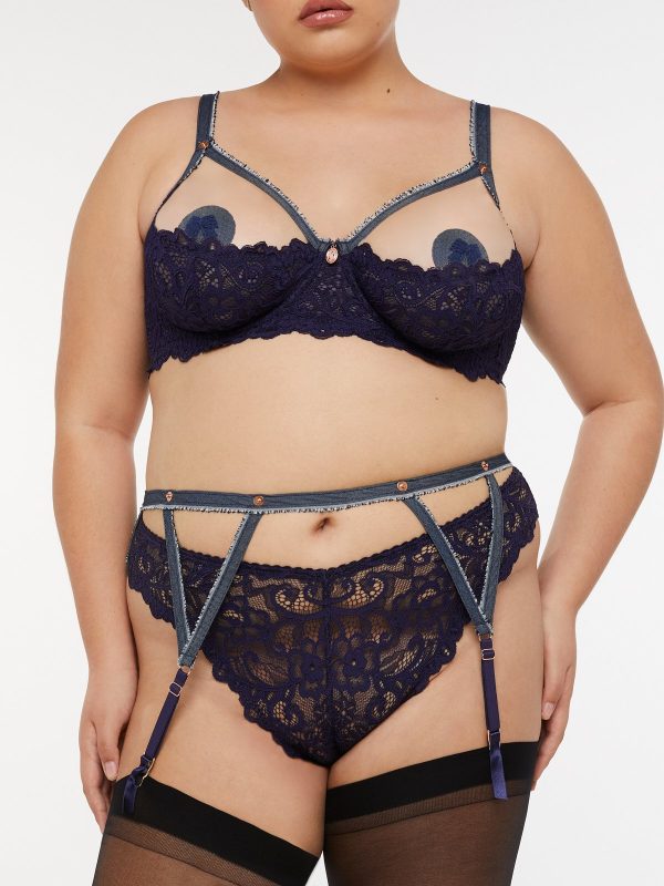 FRAMED-IN-DENIM-GARTER-BELT-AC2252260-10771-2-1200x1600-1.jpg