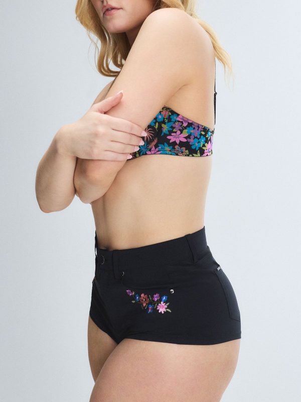 HOPELACE-ROMANTIC-BOOTY-SHORT-LI2500591-1533-3-1200x1600-1.jpg
