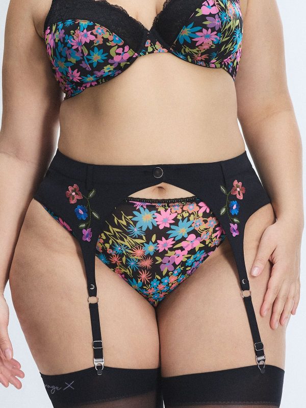 HOPELACE-ROMANTIC-GARTER-BELT-LI2500588-1533-1-1200x1600-1.jpg