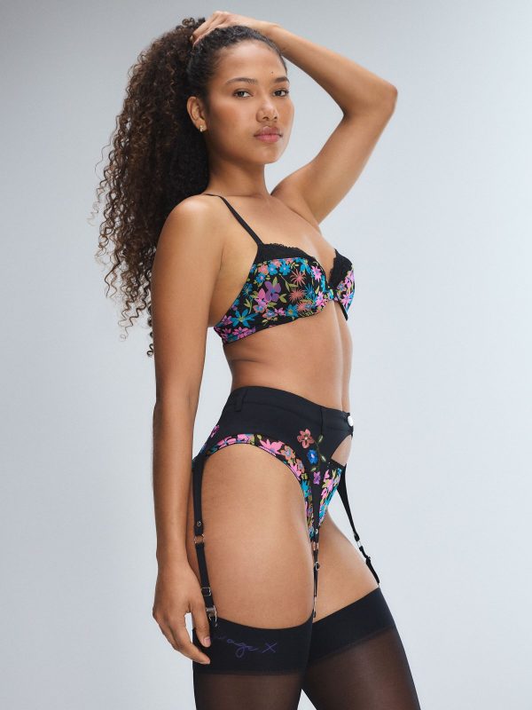 HOPELACE-ROMANTIC-GARTER-BELT-LI2500593-1533-3-1200x1600-1.jpg