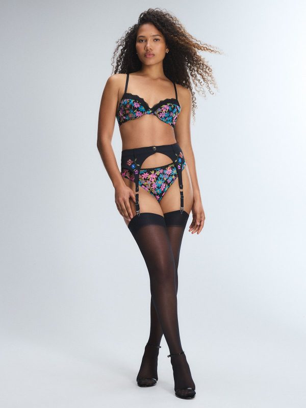 HOPELACE-ROMANTIC-GARTER-BELT-LI2500593-1533-4-1200x1600-1.jpg