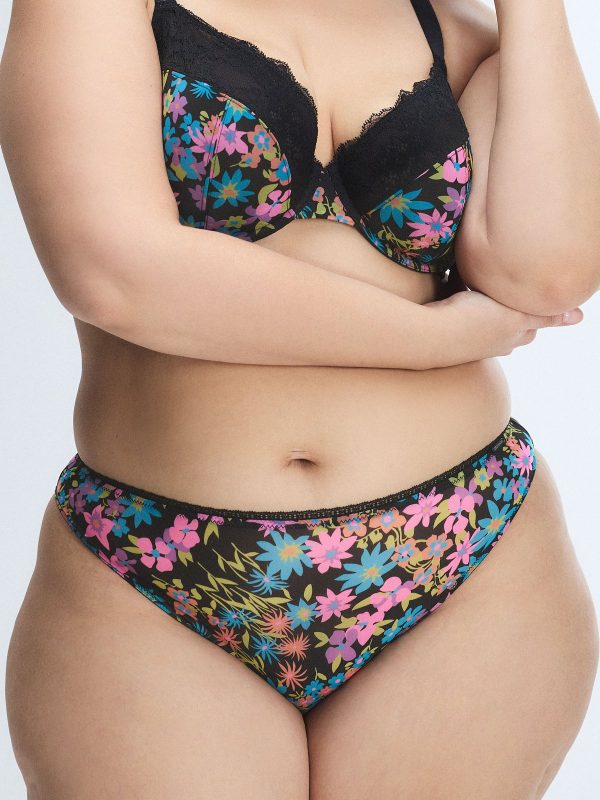 HOPELACE-ROMANTIC-HIGH-LEG-BIKINI-PANTY-UD2500622-13338-1-1200x1600-1.jpg