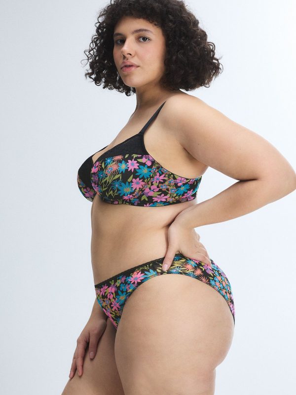 HOPELACE-ROMANTIC-HIGH-LEG-BIKINI-PANTY-UD2500622-13338-3-1200x1600-1.jpg