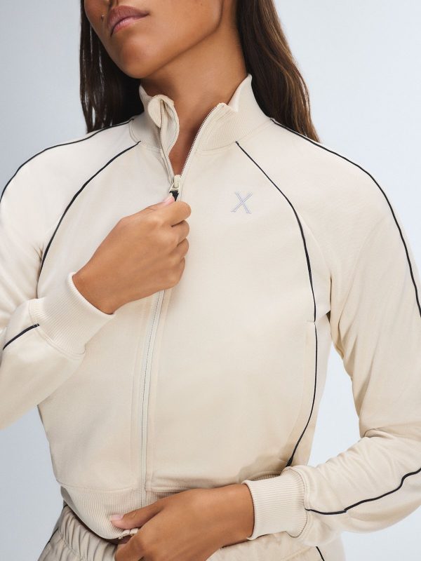 HOT-TRACK-PIPED-JACKET-XT2500523-13352-4-1200x1600-1.jpg