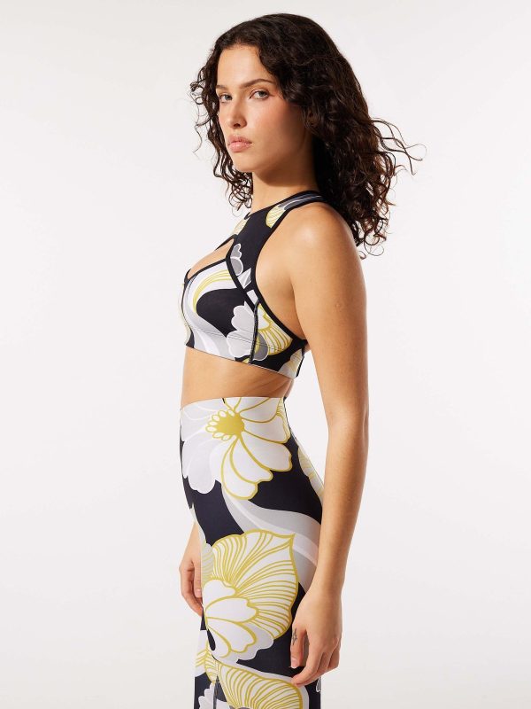HOTLINE-MEDIUM-IMPACT-SPORTS-BRA-SV2253940-6891-3-1200x1600-1.jpg