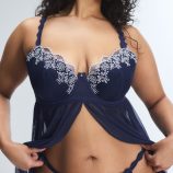 IN-YOUR-DAYDREAMS-CROTCHLESS-PANTY-UD2500614-8802-4-1200x1600-1.jpg