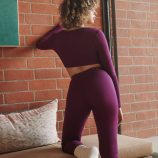 KEEP-IT-CASUAL-CROPPED-SLEEP-TOP-SQ2253532-5299-2-1200x1600-1.jpg