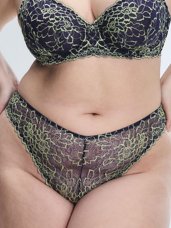 KEEPSAKE-LACE-BRAZILIAN-PANTY-UD2500624-8802-1-1200x1600-1.jpg