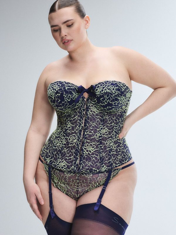 KEEPSAKE-LACE-CORSET-LI2500595-8802-1-1200x1600-1.jpg