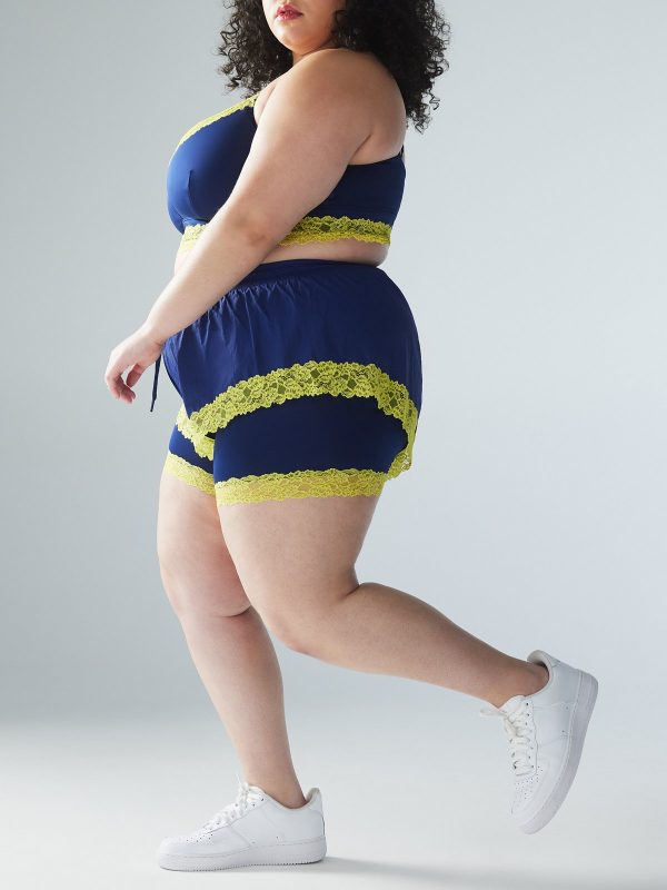 LACE-RACE-TRACK-SHORT-XB2354906-6469-3-1200x1600-1.jpg