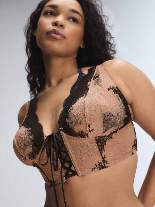 LACESTRUCK-CAMI-LI2500601-13494-4-1200x1600-1.jpg