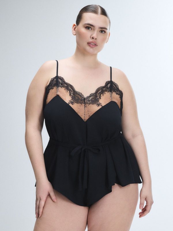 LACESTRUCK-SLEEP-ROMPER-SQ2500571-13494-1-1200x1600-1.jpg