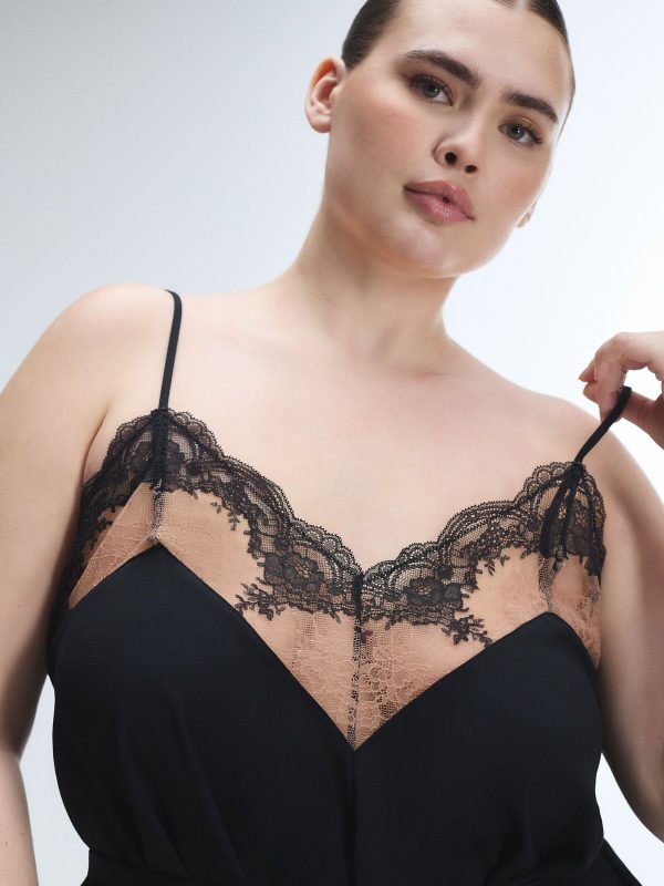LACESTRUCK-SLEEP-ROMPER-SQ2500571-13494-4-1200x1600-1.jpg