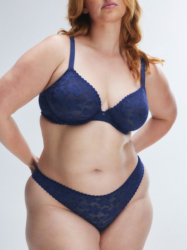 LAVISH-LACE-BRAZILIAN-PANTY-UD2500505-8802-4-1200x1600-1.jpg