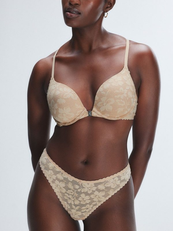 LAVISH-LACE-FRONT-CLOSURE-PUSH-UP-BRA-BA2500510-9815-1-1200x1600-1.jpg