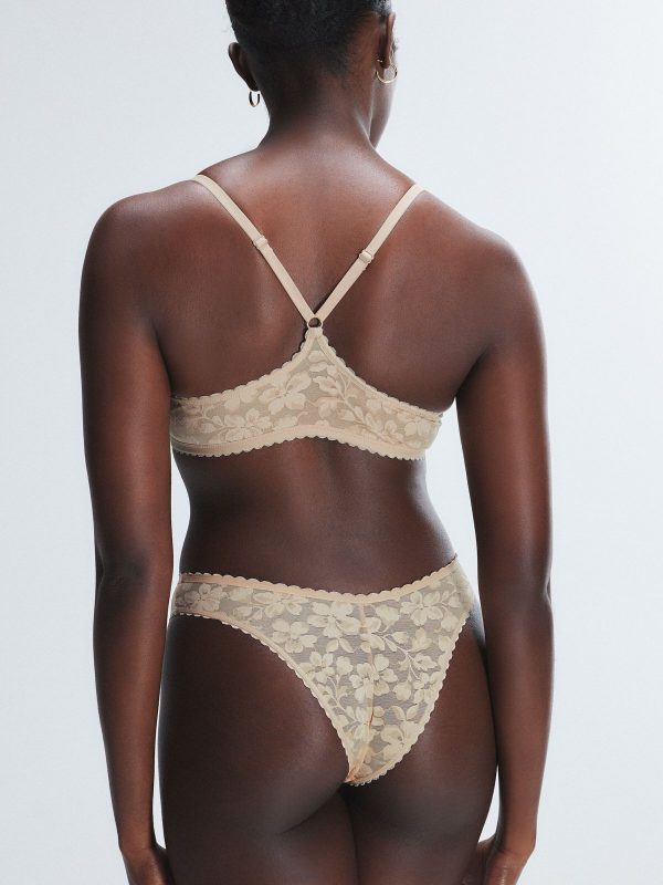 LAVISH-LACE-FRONT-CLOSURE-PUSH-UP-BRA-BA2500510-9815-2-1200x1600-1.jpg
