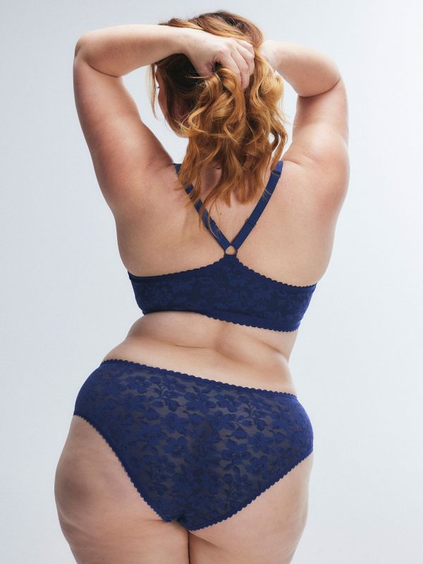 LAVISH-LACE-FRONT-CLOSURE-PUSH-UP-BRA-BA2500511-8802-2-1200x1600-1.jpg